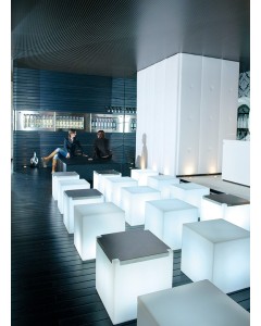 Slide Design Cubo40 floor...